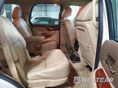 Zdjęcie 10 z 12 samochodu: 2013 CHEVROLET TAHOE K1500 LTZ VIN:1GNSKCE08DR228933 - miniatura