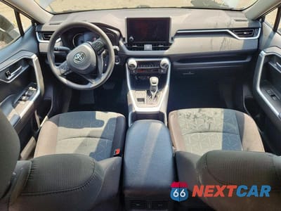 Zdjęcie 8 z 13 samochodu: 2025 TOYOTA RAV4 XLE VIN:2T3P1RFV0SC570373 - miniatura
