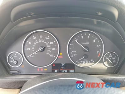 Zdjęcie 9 z 12 samochodu: 2012 BMW 328 I VIN:WBA3A5G50CNN65782 - miniatura