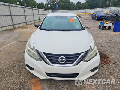 Piąte zdjęcie samochodu w środku: 2016 NISSAN ALTIMA 2.5 S VIN:1N4AL3APXGC146509 - miniatura