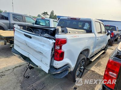 Trzecie zdjęcie samochodu z tyłu: 2026 CHEVROLET SILVERADO K1500 LT-L VIN:1GCPKKEK7TZ142828 - miniatura