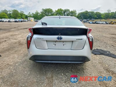 Zdjęcie 6 z 13 samochodu: 2016 TOYOTA PRIUS TWO VIN:JTDKBRFU8G3002654 - miniatura
