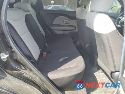 Zdjęcie 10 z 12 samochodu: 2015 KIA SOUL VIN:KNDJN2A2XF7133138 - miniatura