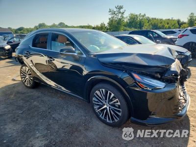 Czwarte zdjęcie samochodu z boku: 2023 LEXUS RX 350 PREMIUM+ VIN:2T2BAMCA4PC022371 - miniatura