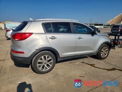 Trzecie zdjęcie samochodu z tyłu: 2014 KIA SPORTAGE LX VIN:KNDPB3AC5E7563000 - miniatura