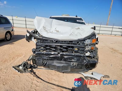 Piąte zdjęcie samochodu w środku: 2024 CHEVROLET SILVERADO K1500 VIN:3GCUDAED7RG140885 - miniatura