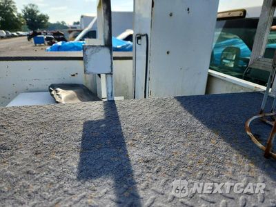 Zdjęcie 10 z 12 samochodu: 2017 FORD F450 SUPER DUTY BUCKET TRUCK VIN:1FDUF4GY3HEB23238 - miniatura