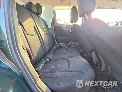 Zdjęcie 10 z 13 samochodu: 2021 JEEP RENEGADE SPORT VIN:ZACNJCAB3MPM29750 - miniatura