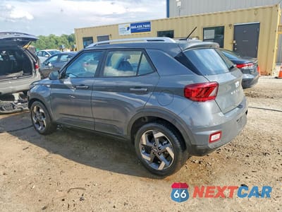 Drugie zdjęcie samochodu z przodu: 2026 HYUNDAI VENUE SEL VIN:KMHRC8A30TU446308 - miniatura