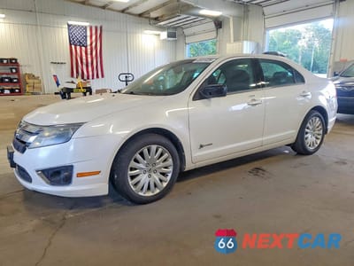 2010 FORD FUSION HYBRID 3FADP0L34AR128848 - główne zdjęcie licytacji z USA - miniatura