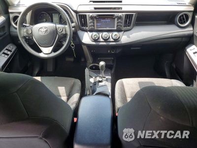 Zdjęcie 8 z 14 samochodu: 2018 TOYOTA RAV4 LE VIN:JTMBFREV2JJ201359 - miniatura