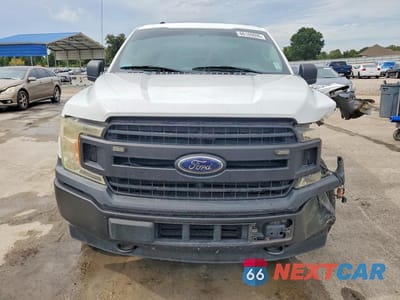 Piąte zdjęcie samochodu w środku: 2018 FORD F150 SUPERCREW VIN:1FTEW1EG6JFC66038 - miniatura