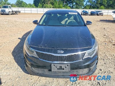 Piąte zdjęcie samochodu w środku: 2018 KIA OPTIMA LX VIN:5XXGT4L32JG272200 - miniatura