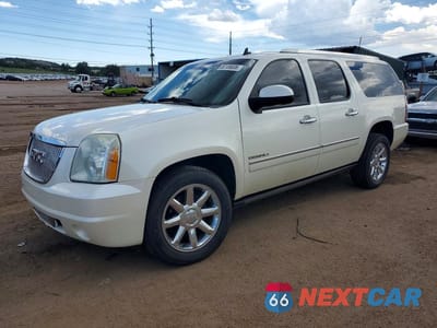 2011 GMC YUKON DENALI 1GKS2MEF0BR394528 - główne zdjęcie licytacji z USA - miniatura
