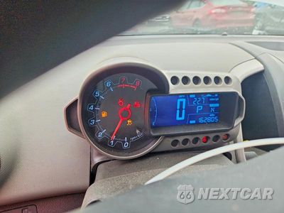 Zdjęcie 9 z 12 samochodu: 2013 CHEVROLET SONIC LT VIN:1G1JC5SG7D4227292 - miniatura