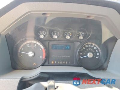 Zdjęcie 9 z 13 samochodu: 2015 FORD F550 SUPER DUTY BOX TRUCK VIN:1FDUF5GT1FEA32069 - miniatura