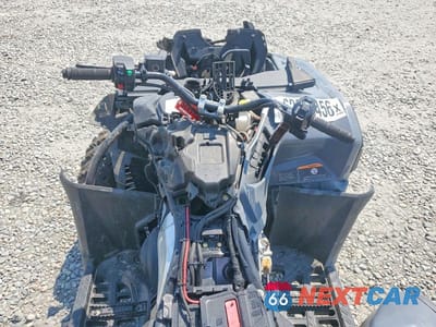 Piąte zdjęcie samochodu w środku: 2025 CAN-AM OUTLANDER ATV VIN:3JB3GA649SJ000382 - miniatura