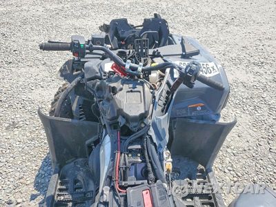 Piąte zdjęcie samochodu w środku: 2025 CAN-AM OUTLANDER ATV VIN:3JB3GA649SJ000382 - miniatura