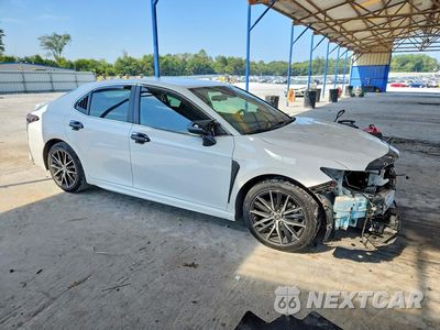 Czwarte zdjęcie samochodu z boku: 2023 TOYOTA CAMRY SE VIN:4T1G11AK8PU741061 - miniatura
