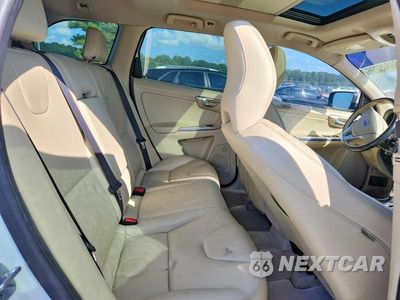 Zdjęcie 11 z 13 samochodu: 2015 VOLVO XC60 T5 PREMIER VIN:YV440MDK3F2693502 - miniatura