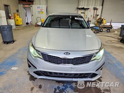 Piąte zdjęcie samochodu w środku: 2019 KIA OPTIMA LX VIN:5XXGT4L32KG342831 - miniatura