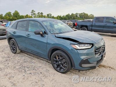 Czwarte zdjęcie samochodu z boku: 2024 HONDA HR-V SPORT VIN:3CZRZ1H50RM743801 - miniatura