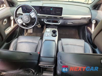 Zdjęcie 8 z 13 samochodu: 2023 GENESIS GV60 ADVANCED VIN:KMUKCDTC2PU010476 - miniatura