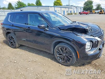 Czwarte zdjęcie samochodu z boku: 2022 MITSUBISHI OUTLANDER SE VIN:JA4J4UA83NZ070433 - miniatura