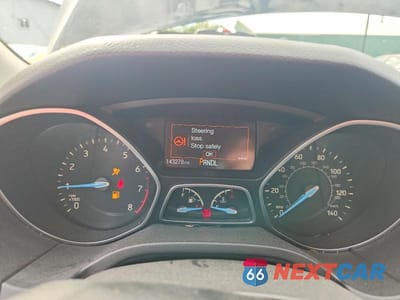 Zdjęcie 9 z 12 samochodu: 2015 FORD FOCUS SE VIN:1FADP3F25FL365083 - miniatura