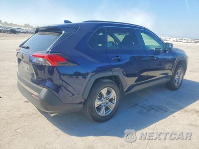Trzecie zdjęcie samochodu z tyłu: 2025 TOYOTA RAV4 XLE VIN:2T3P1RFV6SW540213 - miniatura