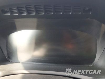 Zdjęcie 9 z 13 samochodu: 2016 VOLVO XC90 T6 VIN:YV4A22PK6G1029537 - miniatura