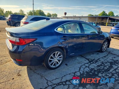 Trzecie zdjęcie samochodu z tyłu: 2016 LEXUS ES 300H VIN:JTHBW1GG7G2102313 - miniatura