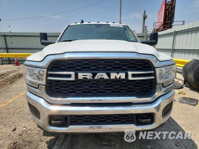 Piąte zdjęcie samochodu w środku: 2020 RAM 2500 TRADESMAN VIN:3C6UR5CL0LG198936 - miniatura