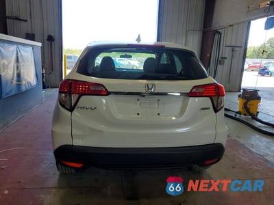 Zdjęcie 6 z 13 samochodu: 2020 HONDA HR-V LX VIN:3CZRU6H37LM716385 - miniatura