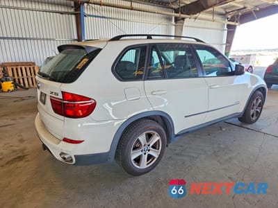 Trzecie zdjęcie samochodu z tyłu: 2011 BMW X5 XDRIVE35D VIN:5UXZW0C52BL656942 - miniatura