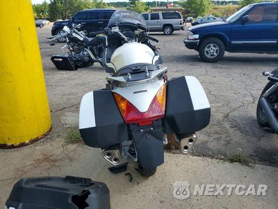 Czwarte zdjęcie samochodu z boku: 2017 HONDA ST1300 PA VIN:JH2SC5158HK500051 - miniatura