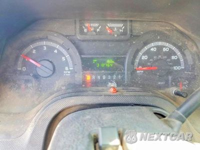 Zdjęcie 9 z 13 samochodu: 2013 FORD ECONOLINE E350 SUPER DUTY CUTAWAY VAN VIN:1FDWE3FL5DDA02562 - miniatura