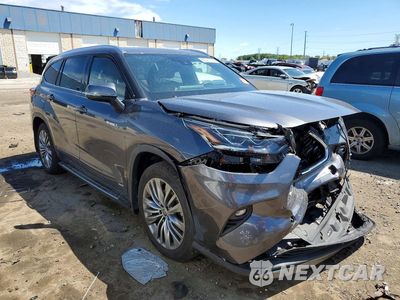 Czwarte zdjęcie samochodu z boku: 2021 TOYOTA HIGHLANDER HYBRID PLATINUM VIN:5TDEBRCH0MS049059 - miniatura