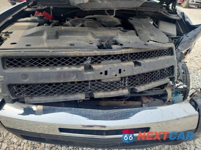 Zdjęcie 11 z 12 samochodu: 2010 CHEVROLET SILVERADO K1500 LS VIN:3GCRKREA7AG237797 - miniatura