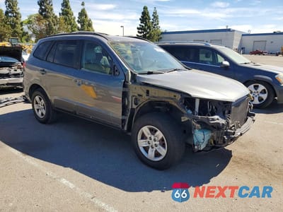 Czwarte zdjęcie samochodu z boku: 2009 HYUNDAI SANTA FE GLS VIN:5NMSG13DX9H322456 - miniatura