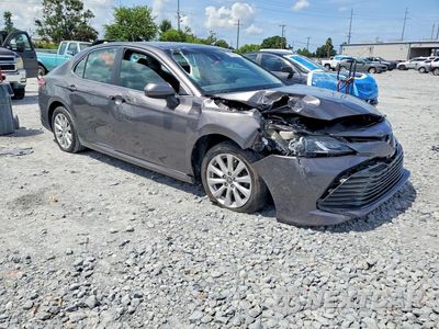 Czwarte zdjęcie samochodu z boku: 2020 TOYOTA CAMRY LE VIN:4T1C11AK5LU303770 - miniatura