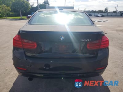 Zdjęcie 6 z 12 samochodu: 2013 BMW 320 I VIN:WBA3B1C54DF461755 - miniatura