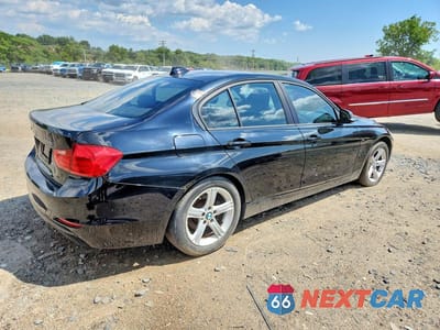 Trzecie zdjęcie samochodu z tyłu: 2014 BMW 328 XI SULEV VIN:WBA3B5C57EP652413 - miniatura