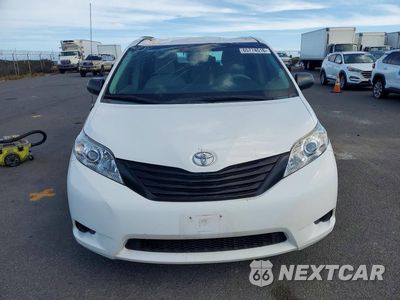 Piąte zdjęcie samochodu w środku: 2014 TOYOTA SIENNA L 7-PASSENGER VIN:5TDZK3DCXES490474 - miniatura