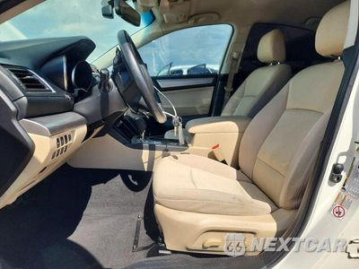Zdjęcie 7 z 12 samochodu: 2017 SUBARU LEGACY 2.5I PREMIUM VIN:4S3BNAF63H3045150 - miniatura