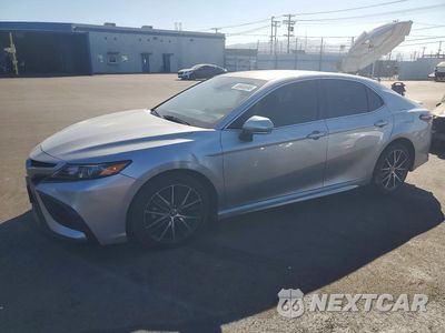 2022 TOYOTA CAMRY SE 4T1G11AK8NU673289 - główne zdjęcie licytacji z USA - miniatura