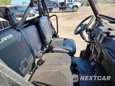 Piąte zdjęcie samochodu w środku: 2026 POLARIS RANGER 1000 UTILITY VEHICLE VIN:3NSTAE99XTH166950 - miniatura