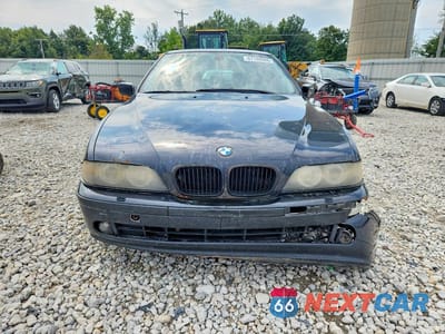 Piąte zdjęcie samochodu w środku: 2001 BMW 540 I VIN:WBADN53431GC98356 - miniatura