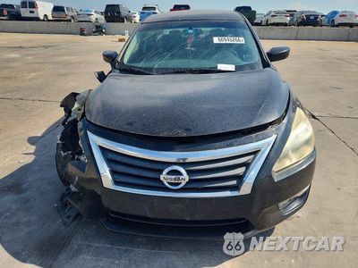 Piąte zdjęcie samochodu w środku: 2014 NISSAN ALTIMA 2.5 S VIN:1N4AL3AP2EN340680 - miniatura