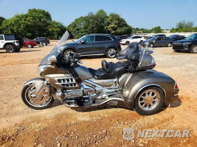 Trzecie zdjęcie samochodu z tyłu: 2008 HONDA GL1800 VIN:1HFSC47H08A714368 - miniatura